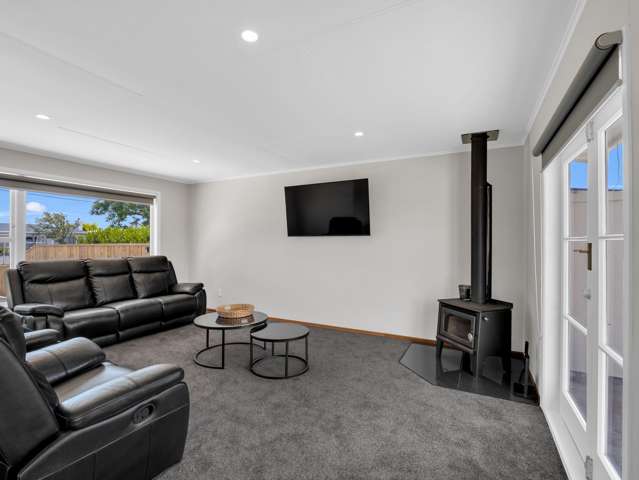 54 Devon Road Springvale_3