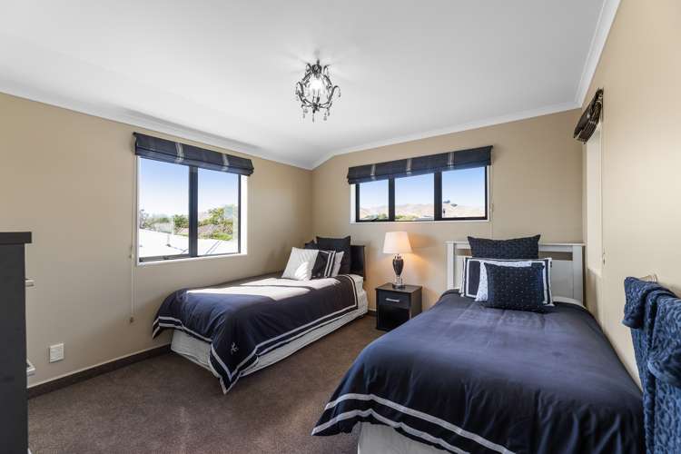 6 Robalan Place Redwoodtown_23