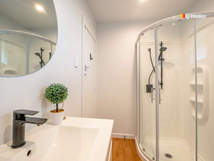 221 Highcliff Road Shiel Hill_15