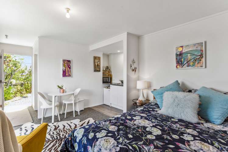 8 Norna Grove Waikawa Beach_32