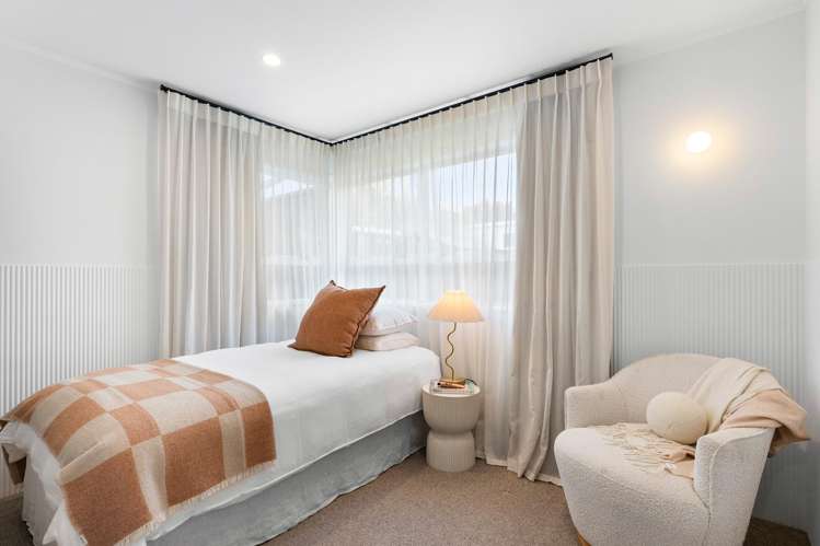 17 Ridgemount Rise Mangere Bridge_6