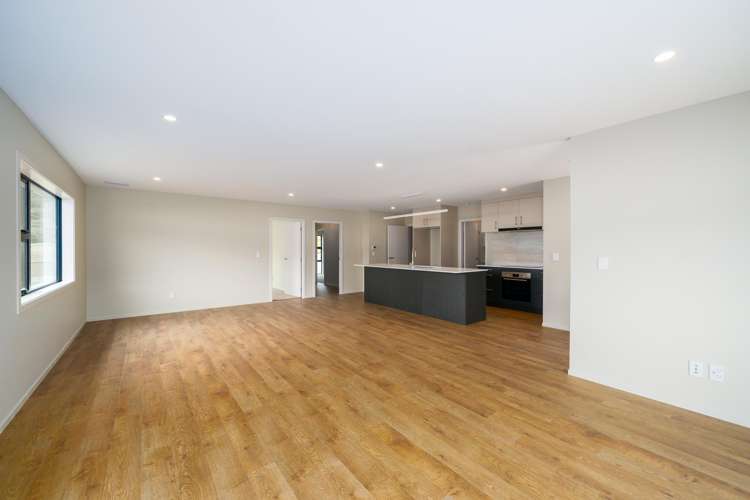 67 Crompton Avenue Churton Park_9