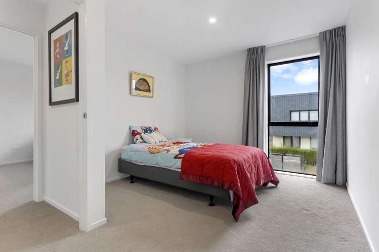 6 Kikorangi Lane Mount Wellington_16