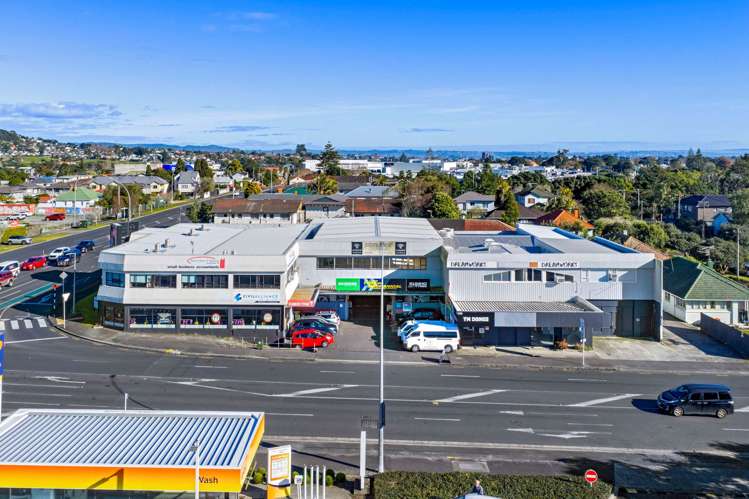 Units A&B/333-335 Sandringham Road St Lukes_5