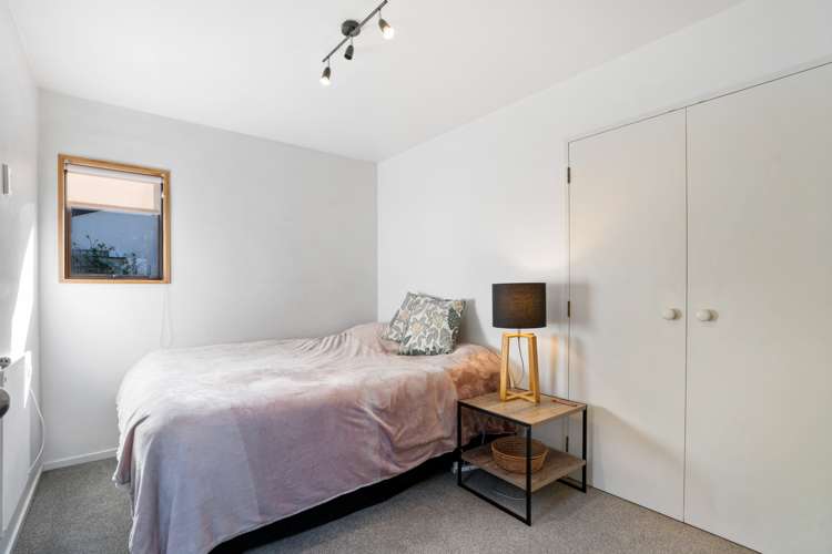 25d Williams Street Fernhill/Sunshine Bay_11