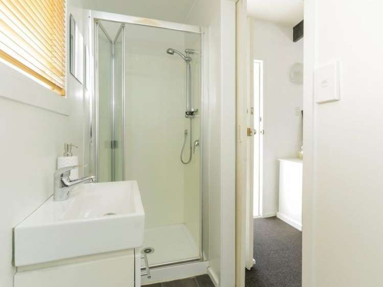 2/244 Meola Road Point Chevalier_15