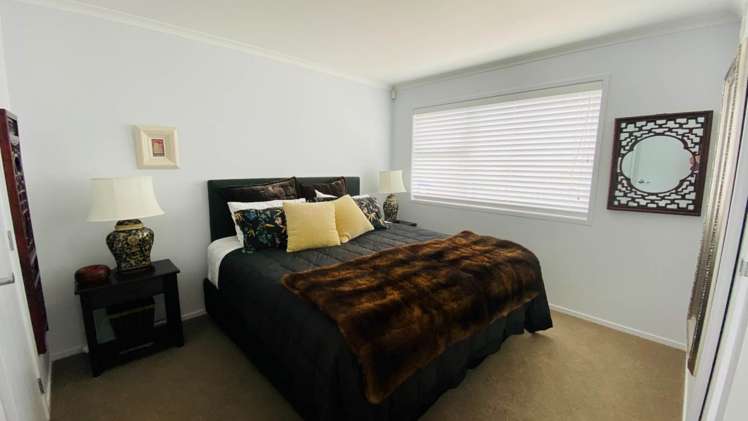 63 Hawaiian Parade Arkles Bay_15