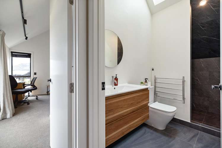 62 Casterway Crescent Jacks Point_16