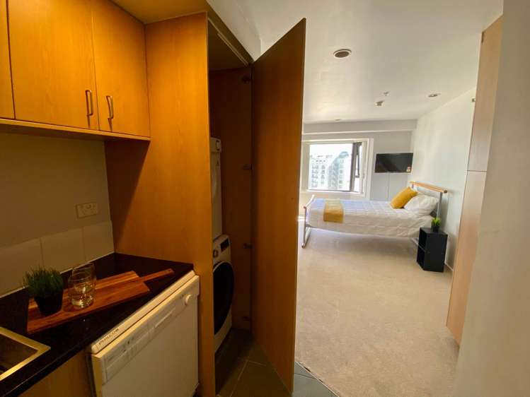 9c/2 Eden Crescent Auckland Central_3