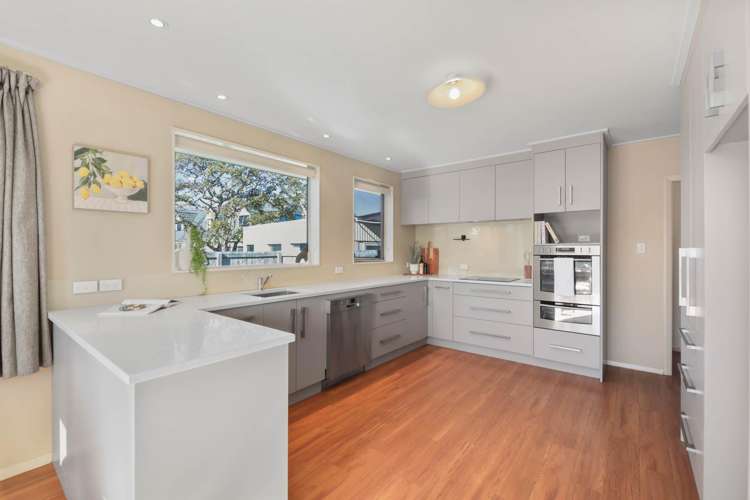 11 Bary Street_4