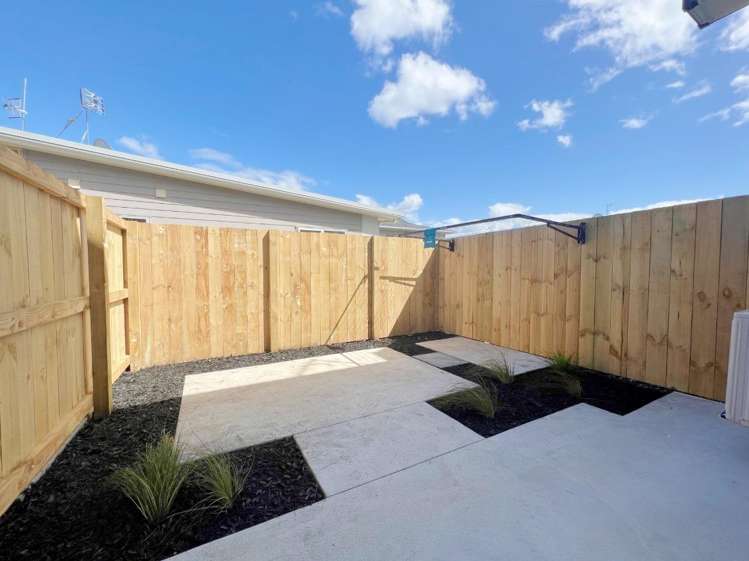 3/12 Charlemont Street 3295_4