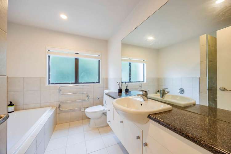 25B Kurahaupo Street Orakei_21