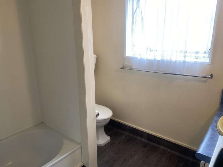 3/239 Rifle Range Road 11210_5