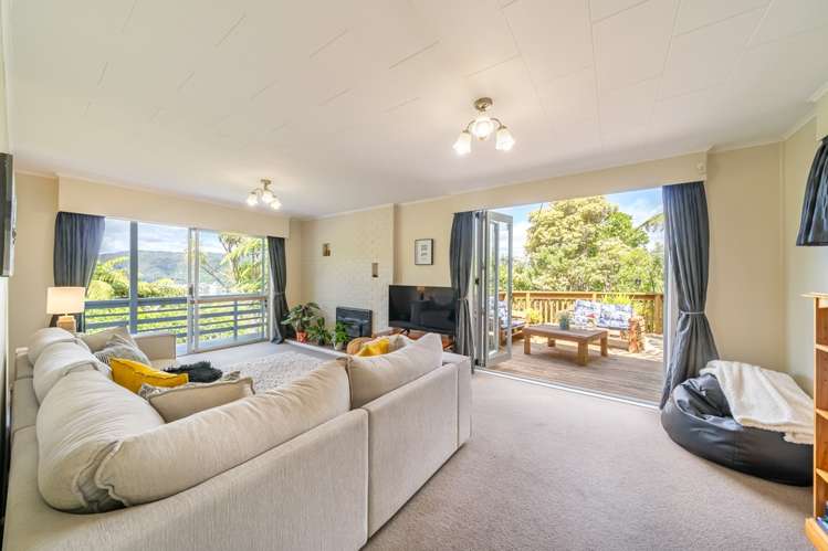 32 Gurney Road Kelson_8