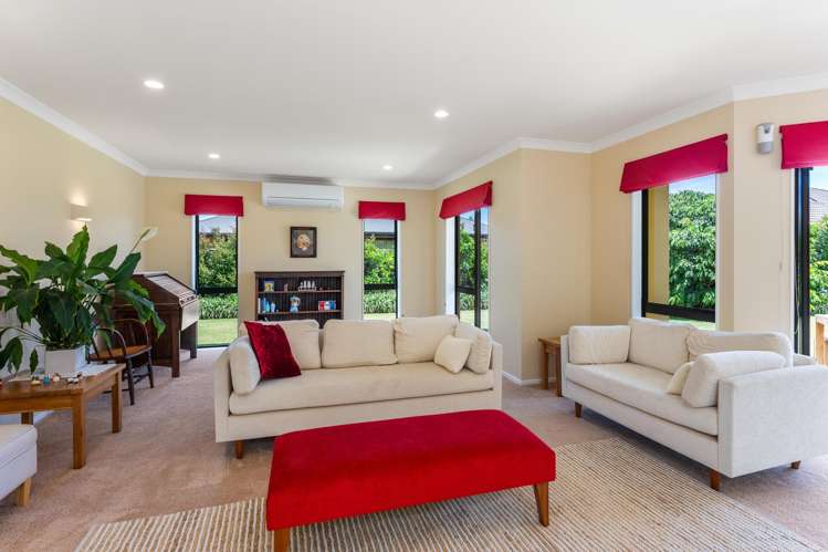 134 Weggery Drive Waikanae Beach_12