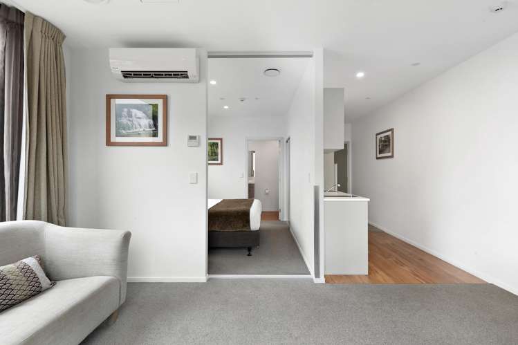 209 (Door 214) Wyndham Gardens, 32 Red Oaks Drive Frankton_2