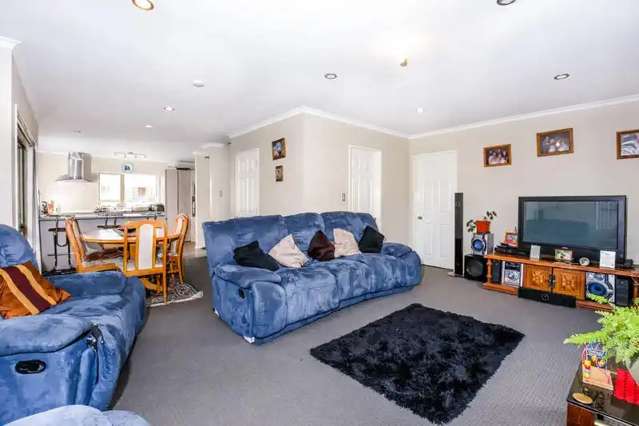 4 Tavua lane Ranui_1