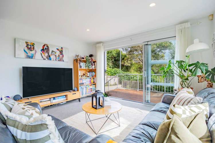 37 Bernard Magnus Lane Greenhithe_8