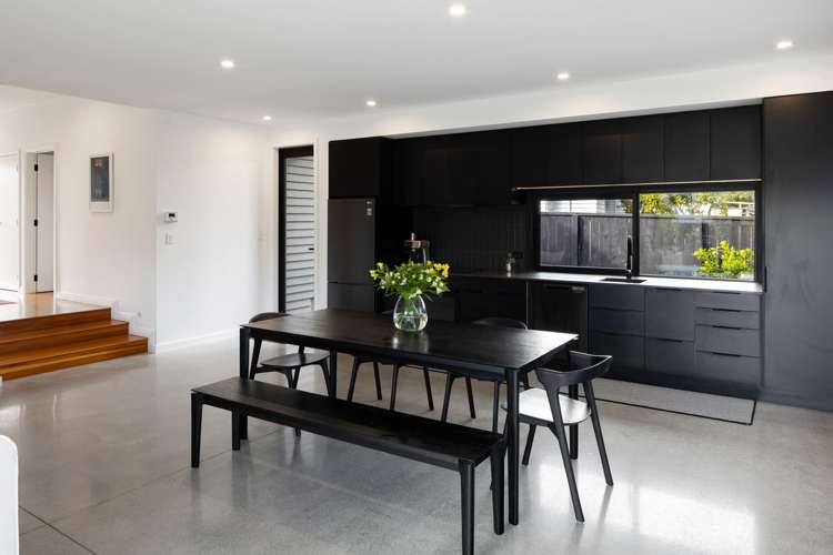 60 Jellicoe Drive Hamilton East_15