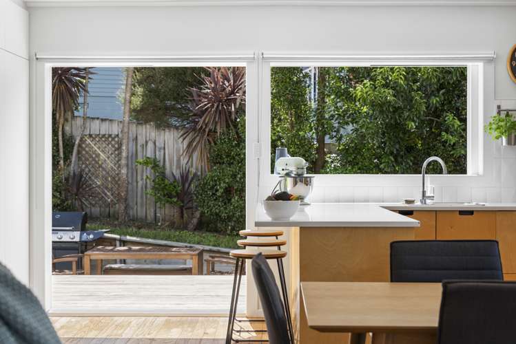 4 Packham Place Beach Haven_1