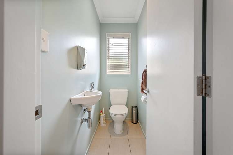 11 Roussel Place Springlands_16