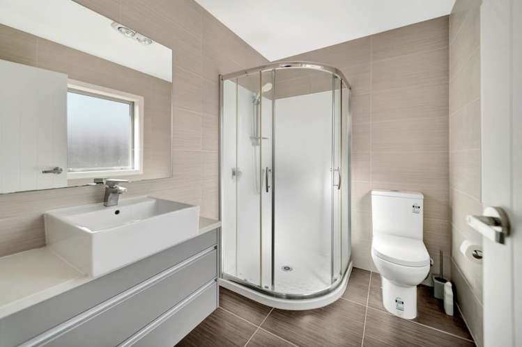 Bradnor Meadows Drive Swanson_14