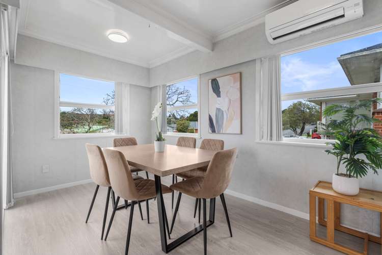 7 Lawrence Crescent Hill Park_9