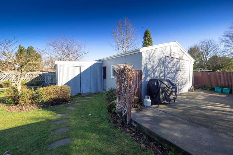 207 Middle Road Allenton_21