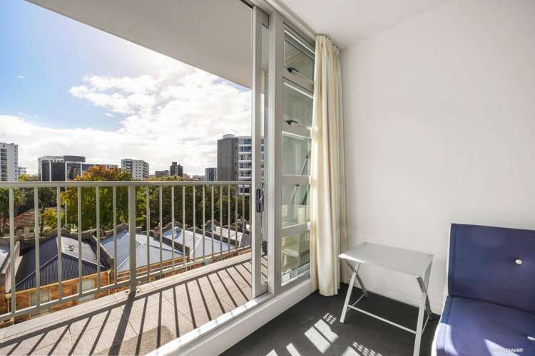 5a/56 Liverpool Street Auckland Central_3