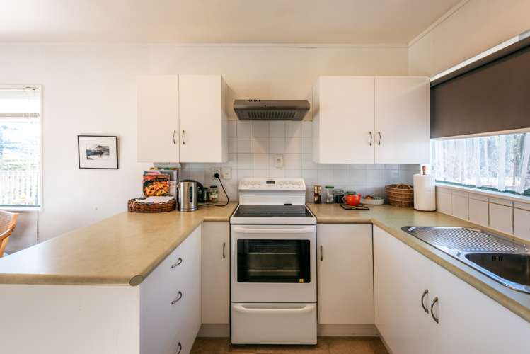 14 Waitai Road Ostend_8