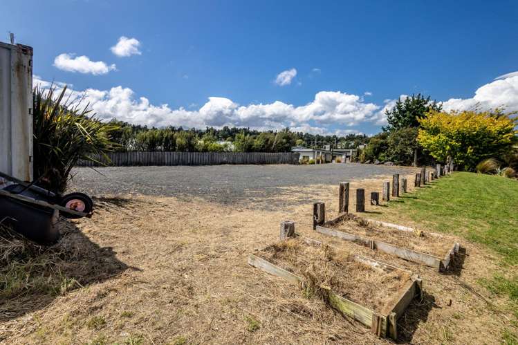 62A Thames Street Ohakune_32