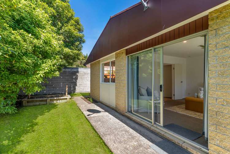 2/170 Sawyers Arms Road Bishopdale_1