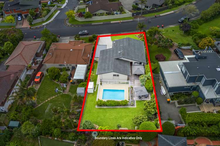 6 Paisley Street Mellons Bay_22