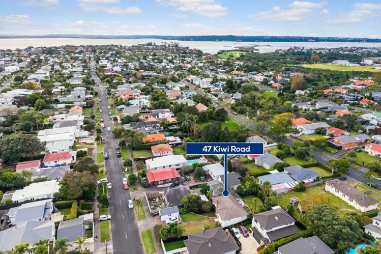 47 Kiwi Road Pt Chevalier_14