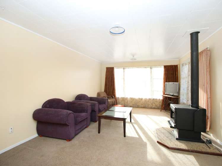 2110 State Highway 56 Longburn_11