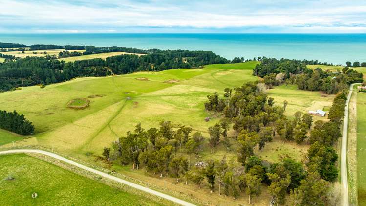 1553 Happy Valley Road Motunau_46