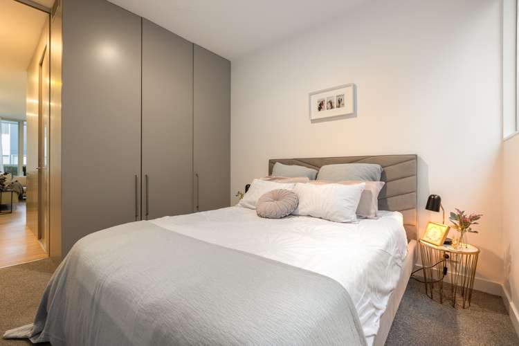 2b/6 Fisher-Point Drive Auckland Central_12