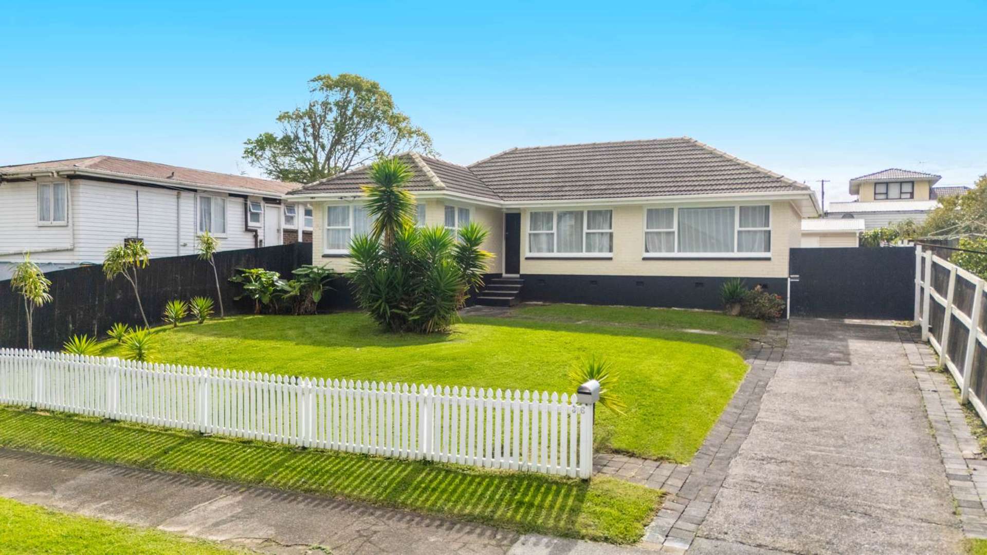 36 Plumley Crescent Mangere_0