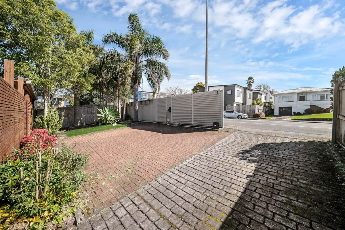 654 Sandringham Road_1