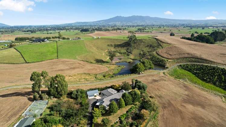 2/234 Gillard Road Ngahinapouri_32