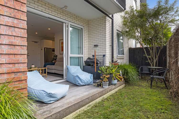 G08/1B Soljak Place Mount Albert_12