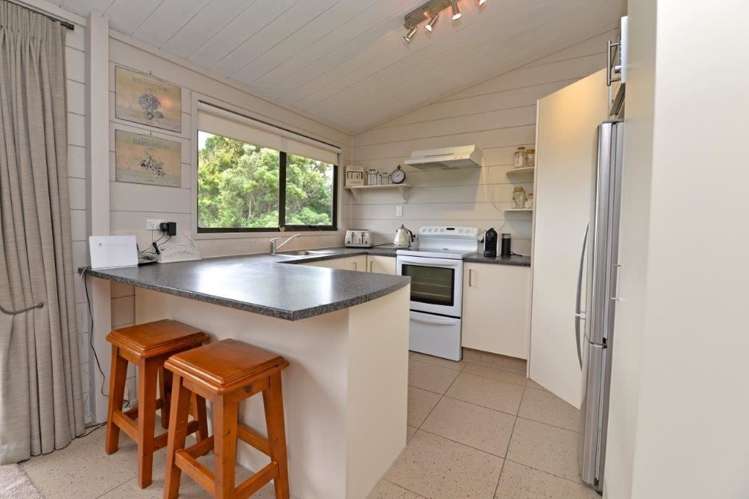 25 Sarah Todd Lane Waimauku_4