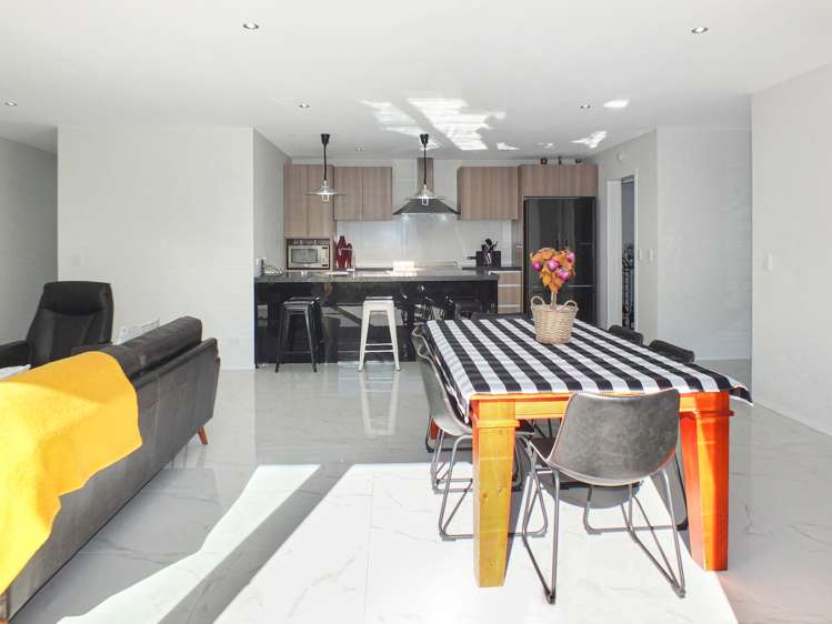 17 Oxnam Place Foxton Beach_18