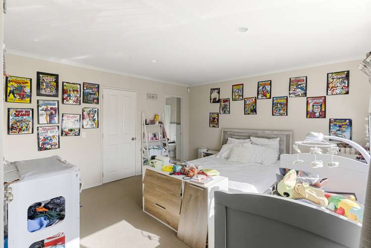 12 Seresin Crescent Flat Bush_9