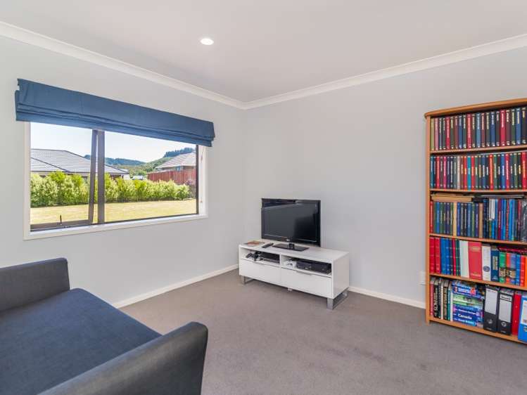 112 Kirton Drive Riverstone Terraces_14