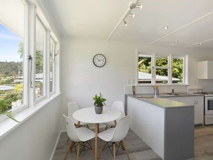 47 Bird Grove Stokes Valley_3