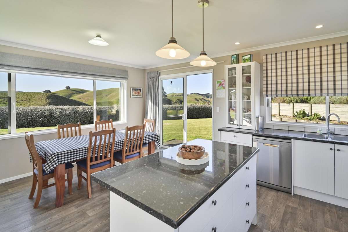127 Bush Road_5