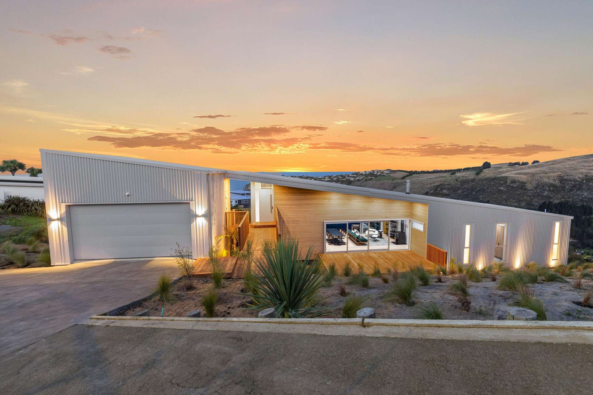 1 Oxenhope Road Richmond Hill_0