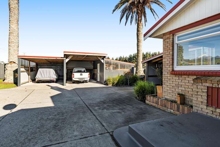 1606 South Road Oakura_30
