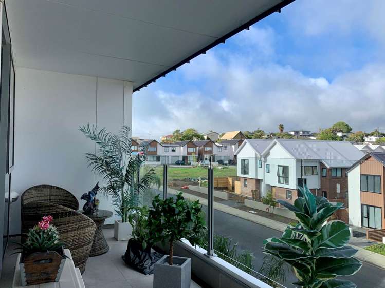 209/17 Link Crescent Stanmore Bay_6